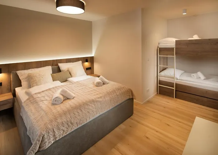 Hillside Panorama 아파트