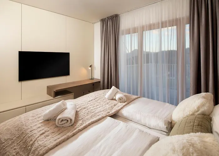 Hillside Panorama 아파트